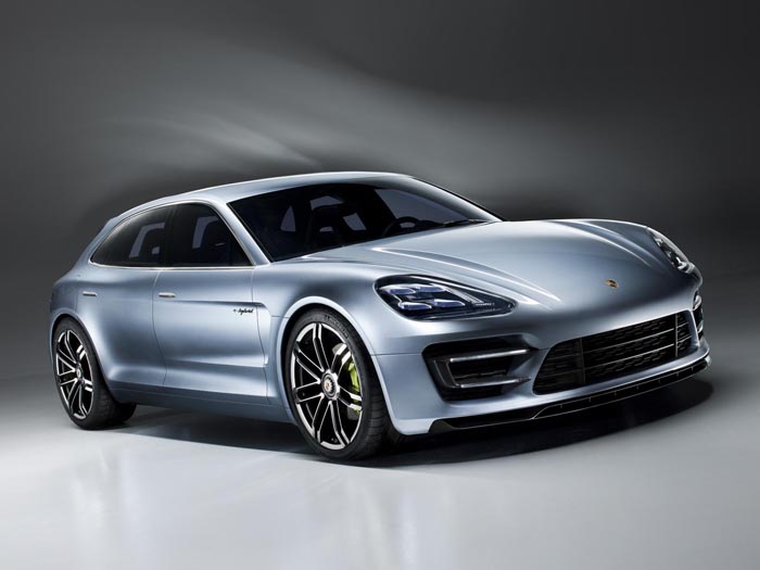 Новую Porsche Panamera представят в следующем году